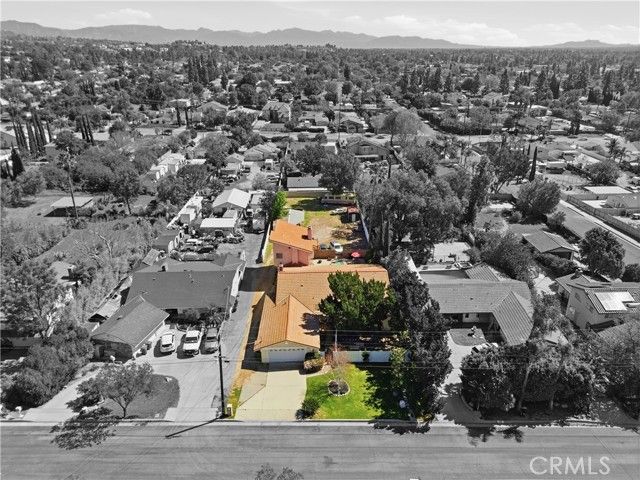 10516 Independence Avenue, Chatsworth (los Angeles), CA 91311