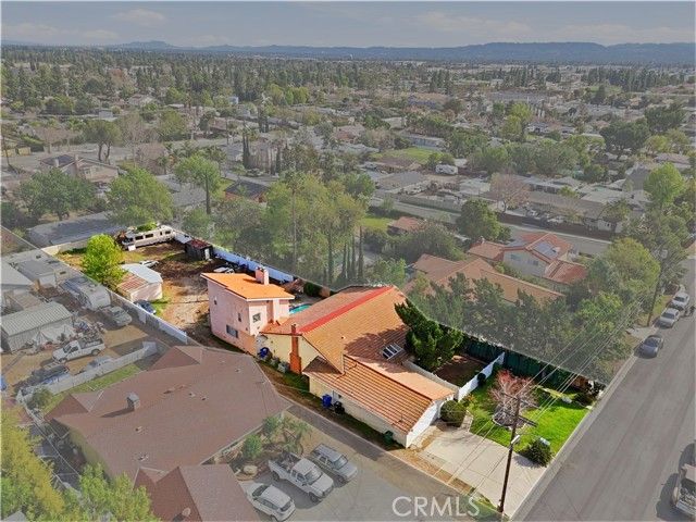 10516 Independence Avenue, Chatsworth (los Angeles), CA 91311