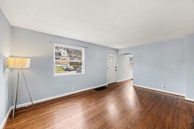 341 Riddle Place, Newport, KY 41071