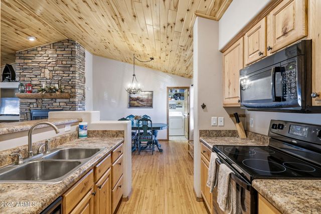 4820 W TATANKA Drive, Show Low, AZ 85901