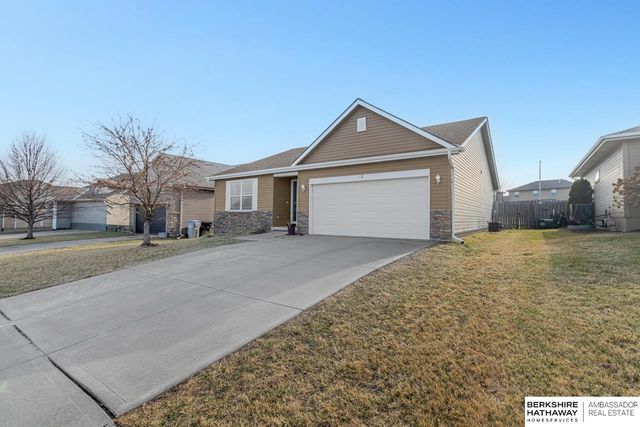 17129 Colony Drive, Omaha, NE 68136