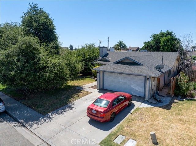 2064 Glenmoor Place, Livingston, CA 95334