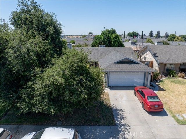 2064 Glenmoor Place, Livingston, CA 95334