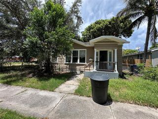 1311 11TH AVENUE S, St Petersburg, FL 33705