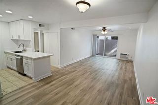 18620 Hatteras Street 180, Tarzana, CA 91356