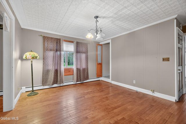 3 Old Troy Road, East Greenbush, NY 12061