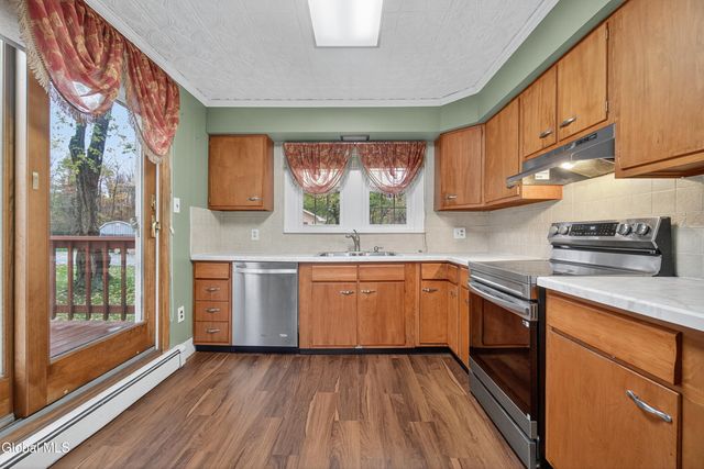 3 Old Troy Road, East Greenbush, NY 12061