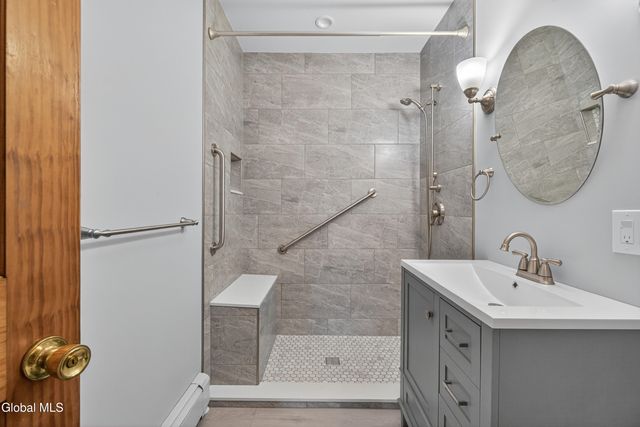 3 Old Troy Road, East Greenbush, NY 12061