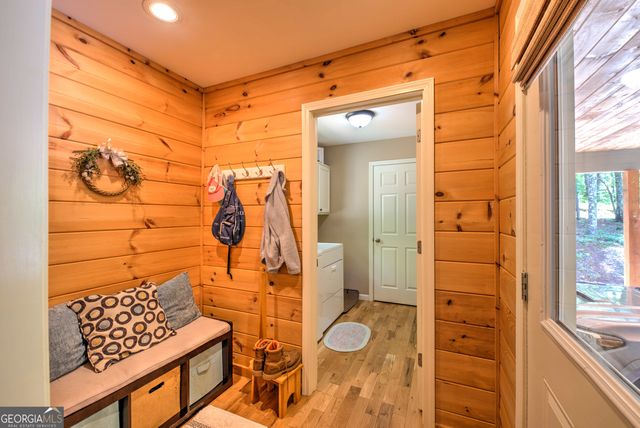 16 Abby Lane, Clayton, GA 30525