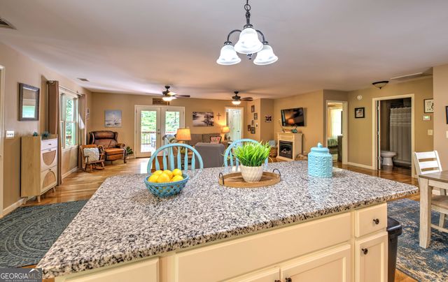 16 Abby Lane, Clayton, GA 30525