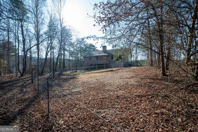 8202 Henderson Mountain Road, Jasper, GA 30143