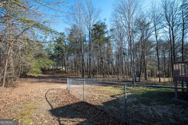 8202 Henderson Mountain Road, Jasper, GA 30143