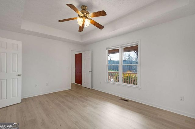 8202 Henderson Mountain Road, Jasper, GA 30143