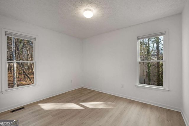 8202 Henderson Mountain Road, Jasper, GA 30143