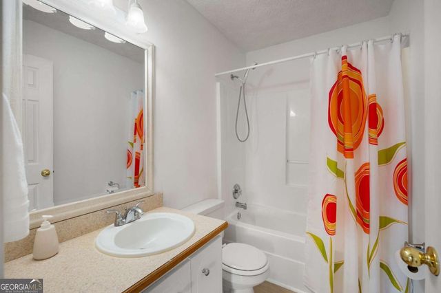 8202 Henderson Mountain Road, Jasper, GA 30143