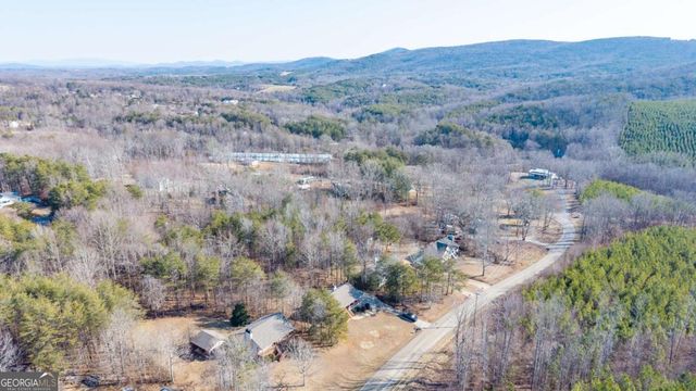 8202 Henderson Mountain Road, Jasper, GA 30143