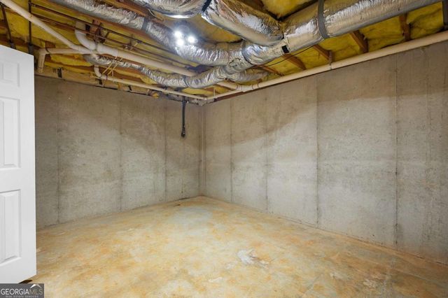 8202 Henderson Mountain Road, Jasper, GA 30143