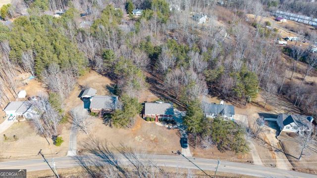 8202 Henderson Mountain Road, Jasper, GA 30143