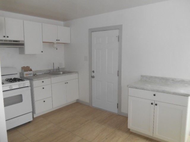 1050 W 39TH Street, Erie, PA 16509