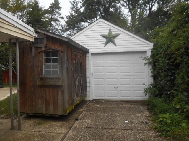 1050 W 39TH Street, Erie, PA 16509