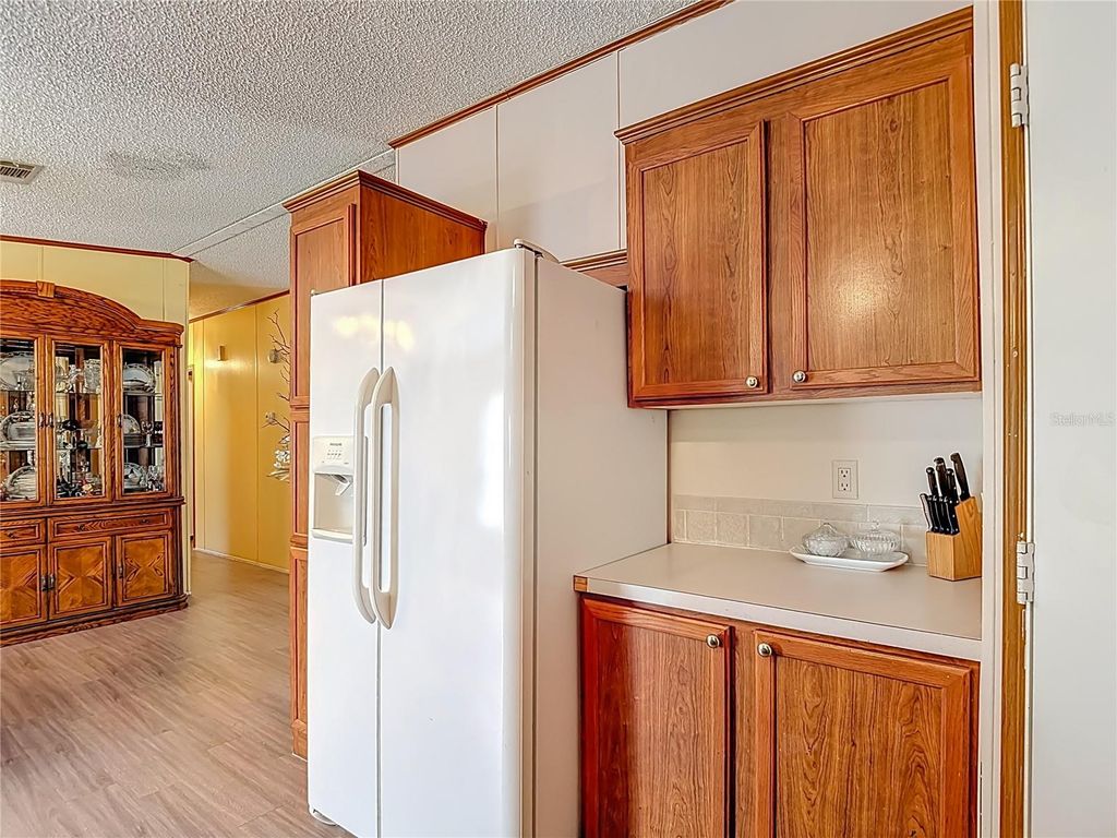 Image 25 of property listing at 7207 50TH AVENUE S, Tampa, FL 33619