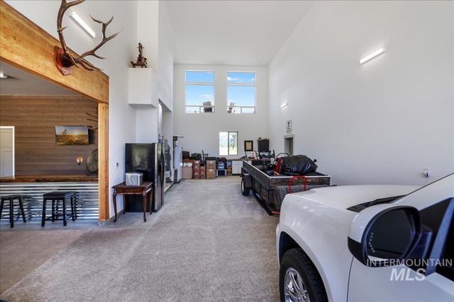 3779 N Rawah Dr, Featherville, ID 83647