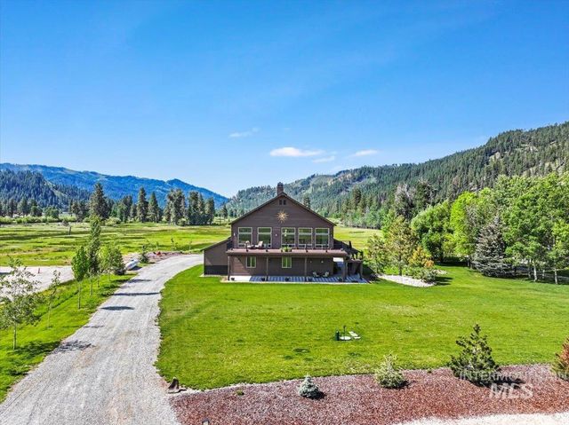 3779 N Rawah Dr, Featherville, ID 83647