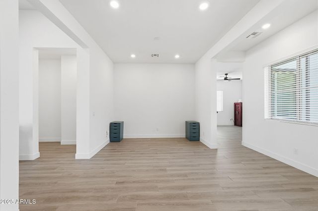 22796 E TWIN ACRES Drive, Queen Creek, AZ 85142