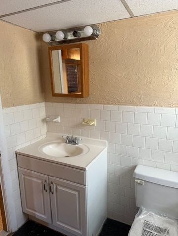 19 Lantern Road U:1Side, Holbrook, MA 02343