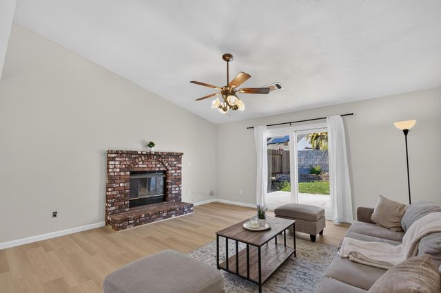 2731 Yosemite Court, Atwater, CA 95301