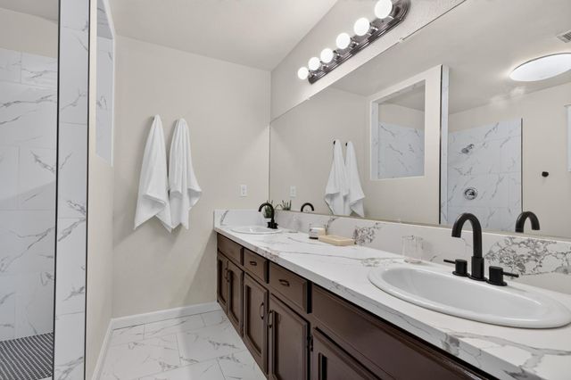 2731 Yosemite Court, Atwater, CA 95301
