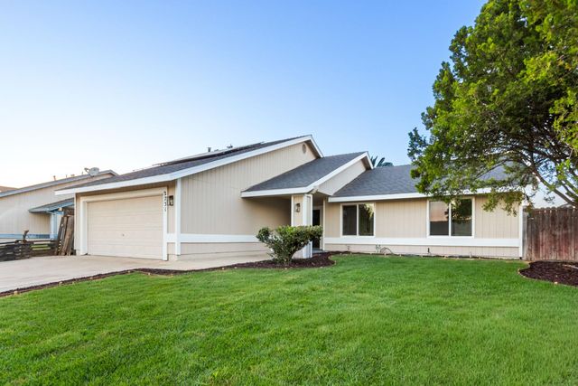 2731 Yosemite Court, Atwater, CA 95301