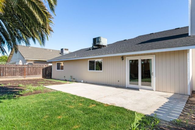 2731 Yosemite Court, Atwater, CA 95301