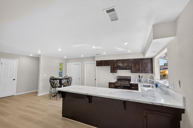 2731 Yosemite Court, Atwater, CA 95301