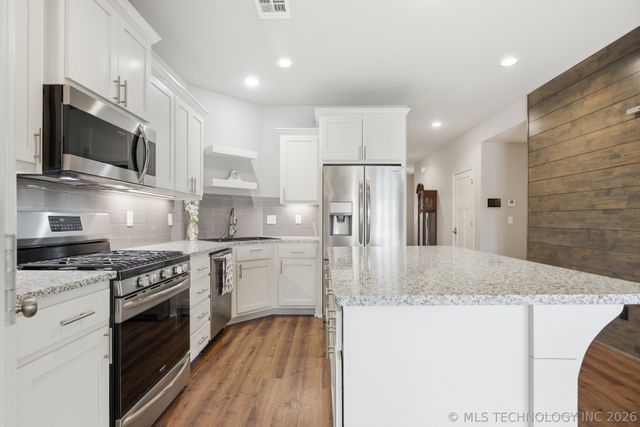 2419 W Little Rock Court S, Broken Arrow, OK 74011