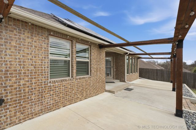 2419 W Little Rock Court S, Broken Arrow, OK 74011