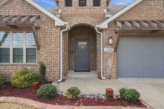 2419 W Little Rock Court S, Broken Arrow, OK 74011