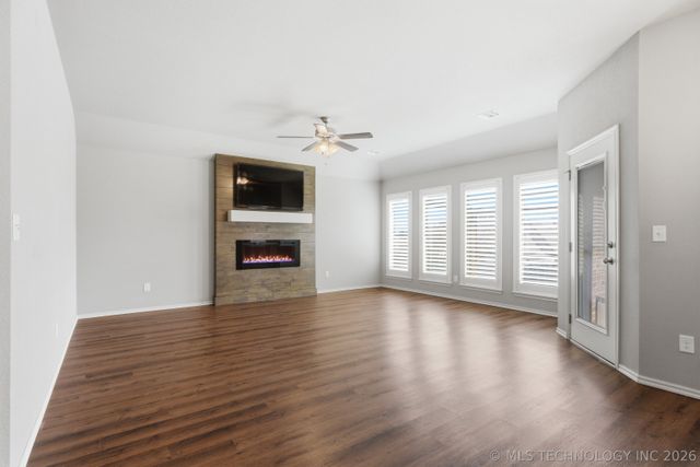 2419 W Little Rock Court S, Broken Arrow, OK 74011