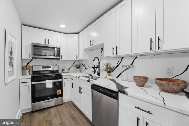 839 GAINSBORO RD, Drexel Hill, PA 19026
