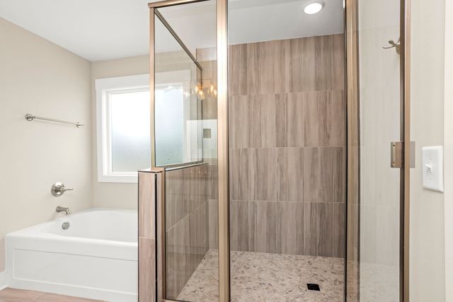 381 Copperas Creek Rd, Tullahoma, TN 37388