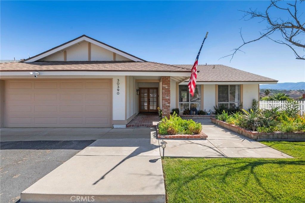 30390 Honeysuckle Hill Drive, Canyon Country, CA 91387 — photo 3