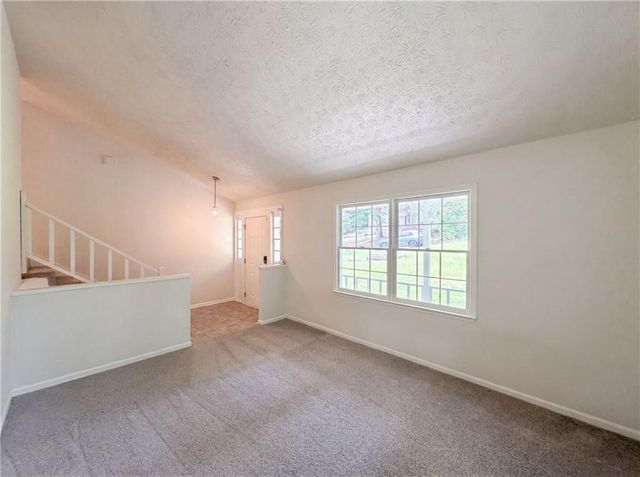 6486 Lynndale Lane, Morrow, GA 30260