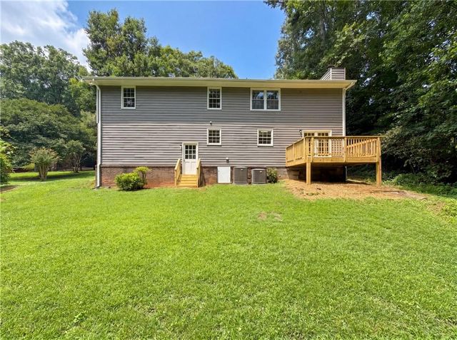 6486 Lynndale Lane, Morrow, GA 30260