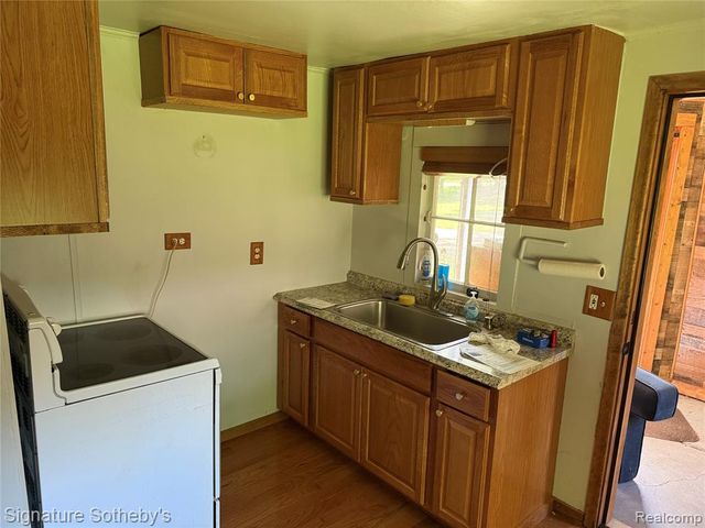 1829 Wellington Avenue, Bloomfield Hills, MI 48302