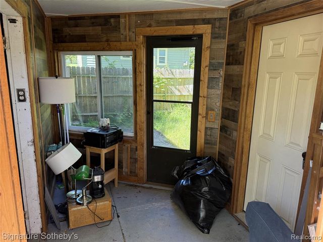 1829 Wellington Avenue, Bloomfield Hills, MI 48302