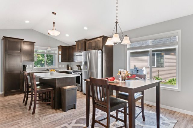 1233 Fern Street S, Cambridge, MN 55008