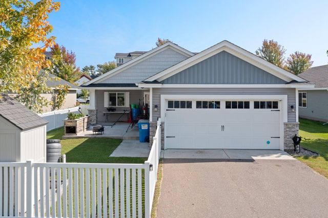 1233 Fern Street S, Cambridge, MN 55008