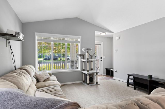 1233 Fern Street S, Cambridge, MN 55008