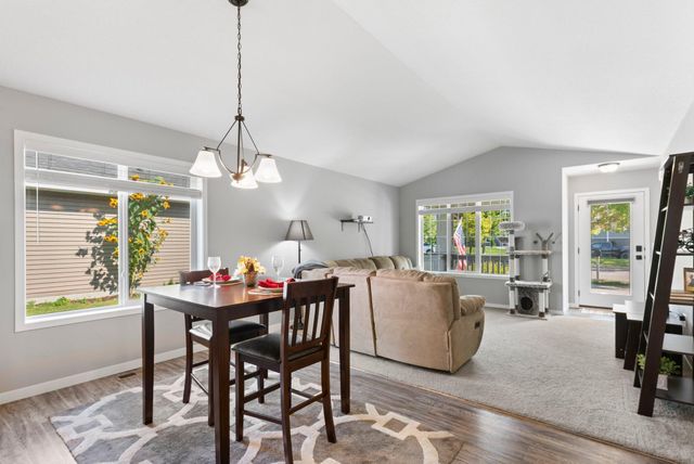 1233 Fern Street S, Cambridge, MN 55008