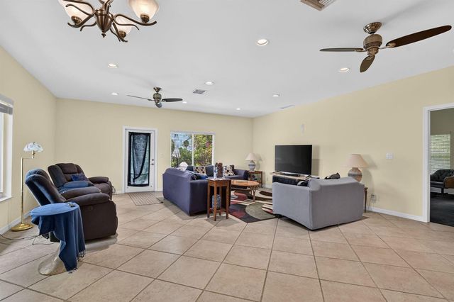 459 NE 1st Avenue, Deerfield Beach, FL 33441